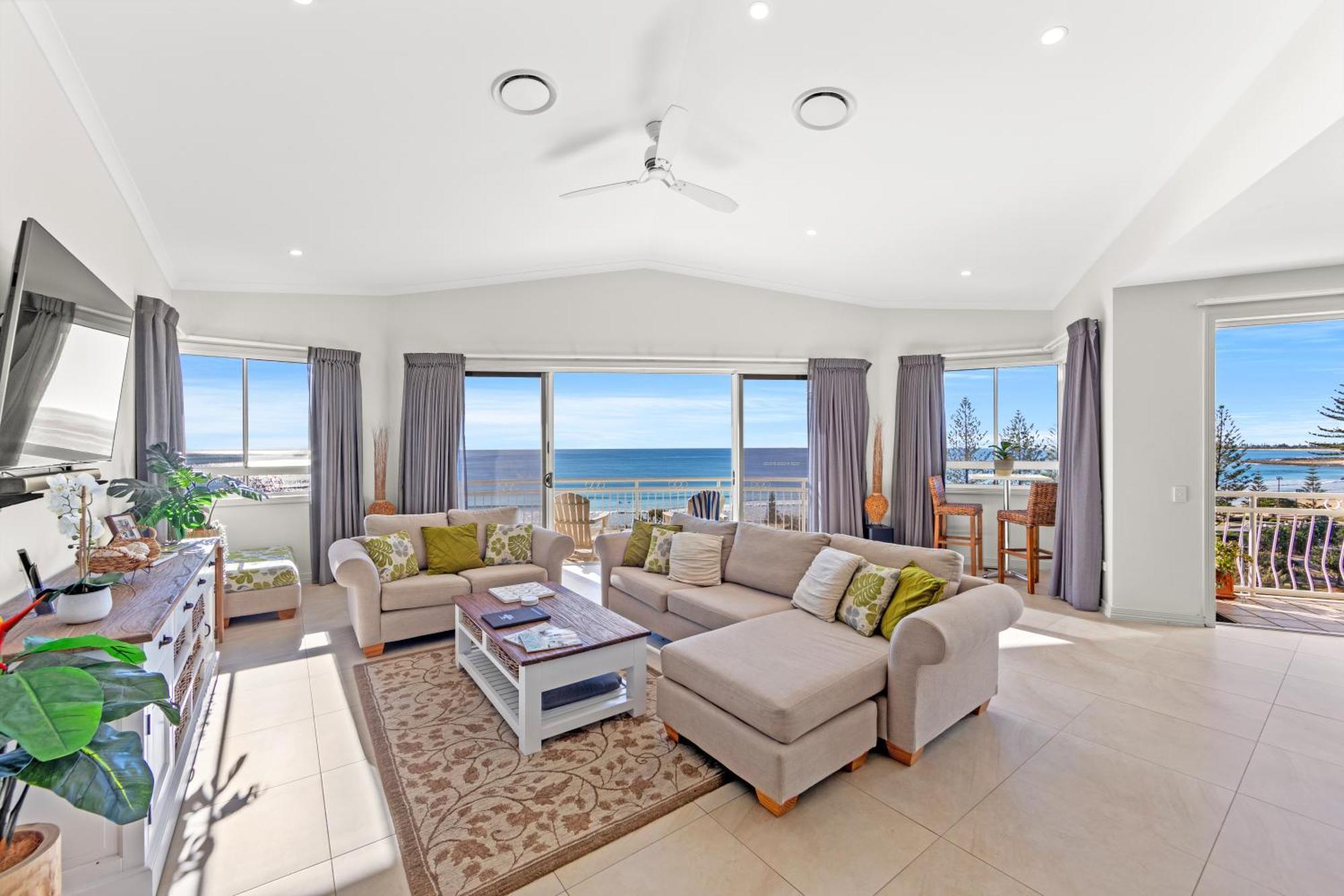Aquarius 4* Alexandra Headland