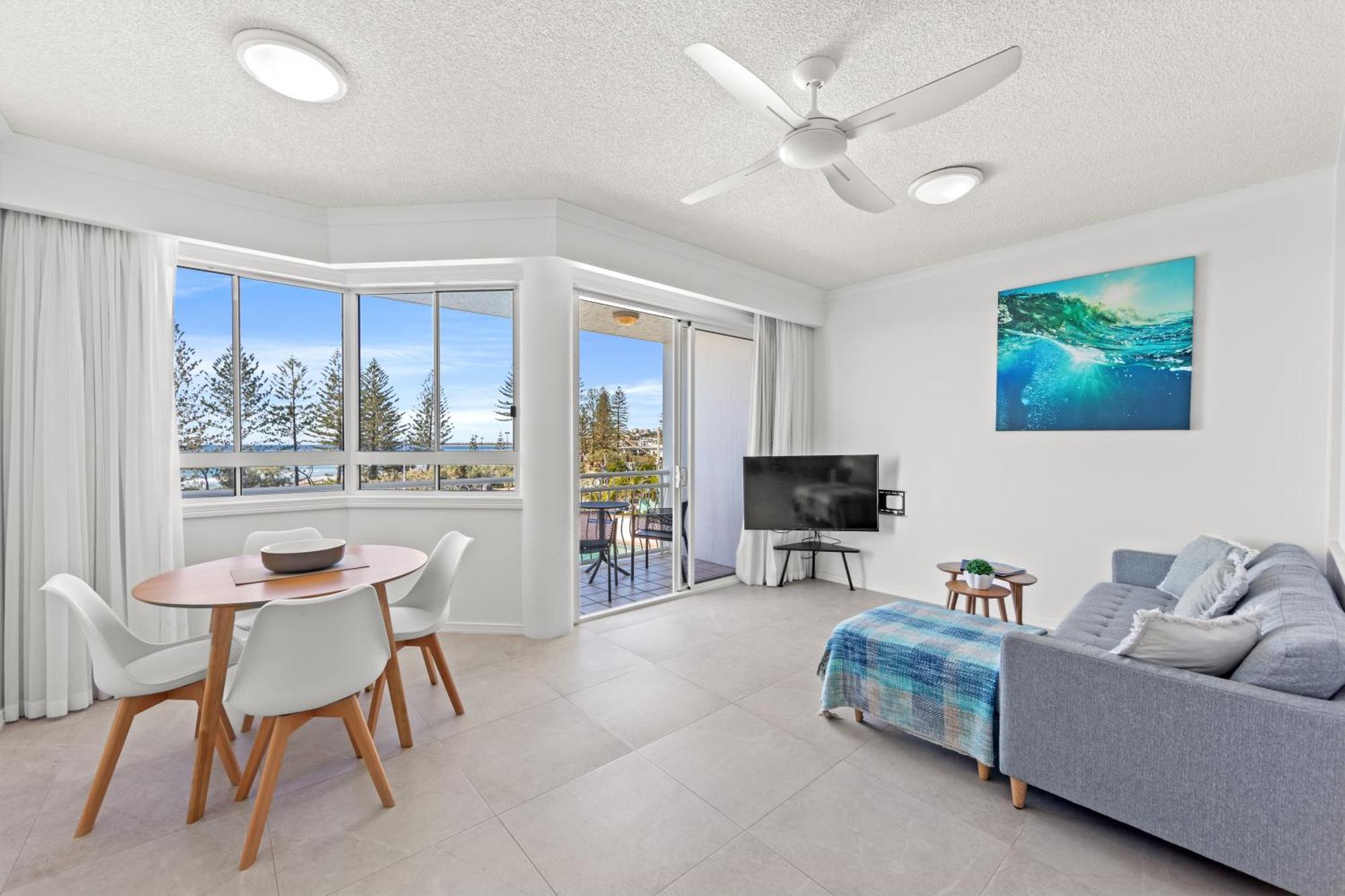 Aquarius 4* Alexandra Headland